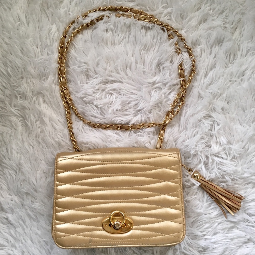 Pearly creme quilted crossbody bag